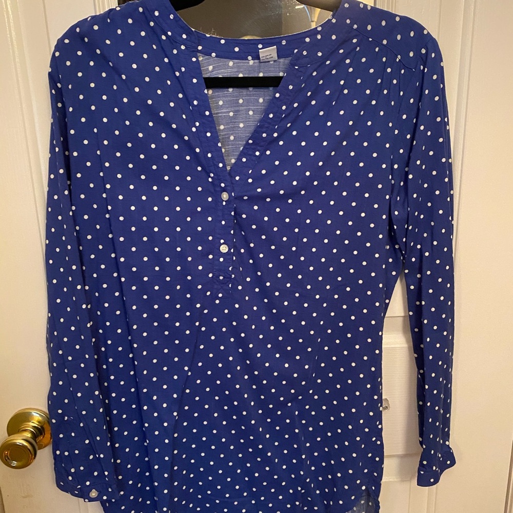 Blue and white polka dot top - never worn!